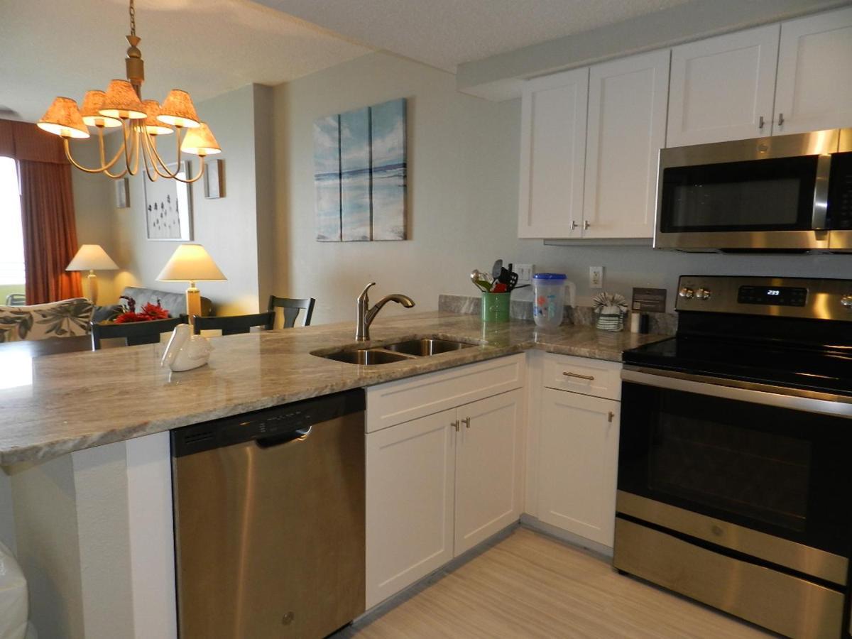 דייטונה ביץ' Vacation In Comfort And Luxury - 3 Bedroom Direct Oceanfront - Wyndham Ocean Walk Resort 2425 מראה חיצוני תמונה