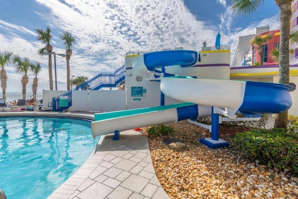 דייטונה ביץ' Vacation In Comfort And Luxury - 3 Bedroom Direct Oceanfront - Wyndham Ocean Walk Resort 2425 מראה חיצוני תמונה