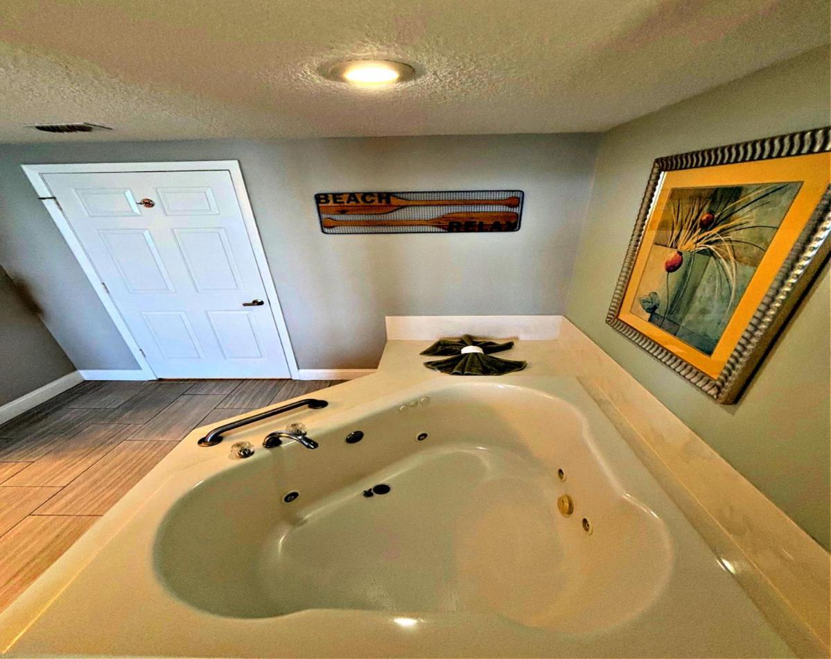 דייטונה ביץ' Vacation In Comfort And Luxury - 3 Bedroom Direct Oceanfront - Wyndham Ocean Walk Resort 2425 מראה חיצוני תמונה